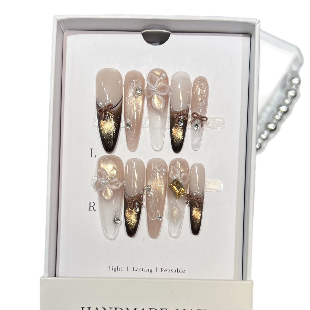 Glamorous Artistic Press-On Nail Extensions Bowlift