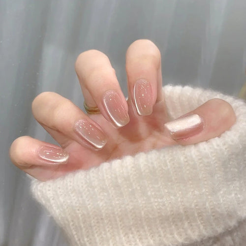 High-quality artificial nails Bowlift