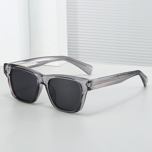 Women stylish sunglasses in classic rectangular design Bowlift
