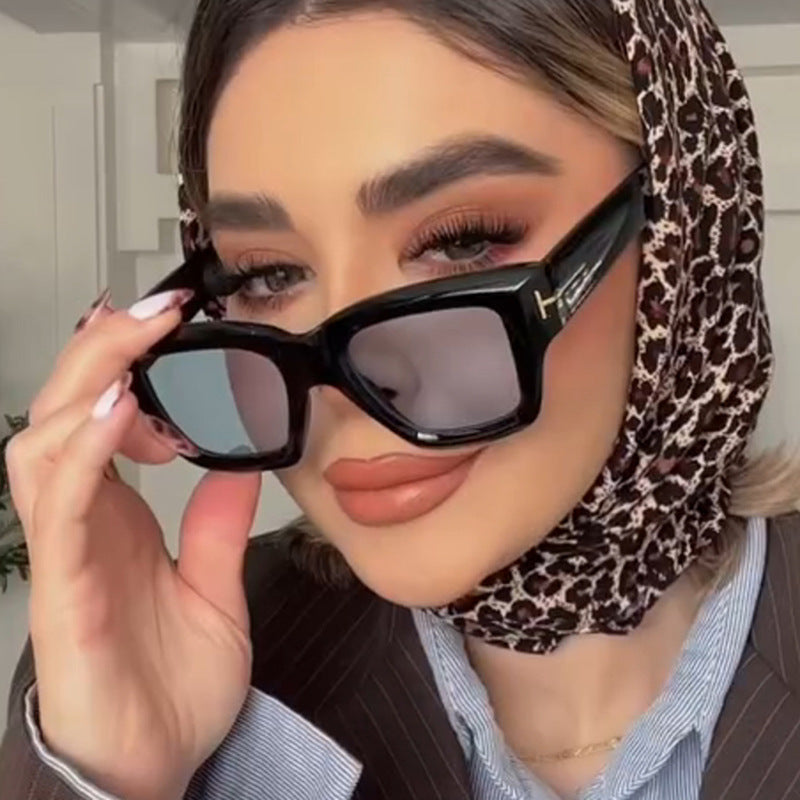 Women's trendy oversized sunglasses Bowlift
