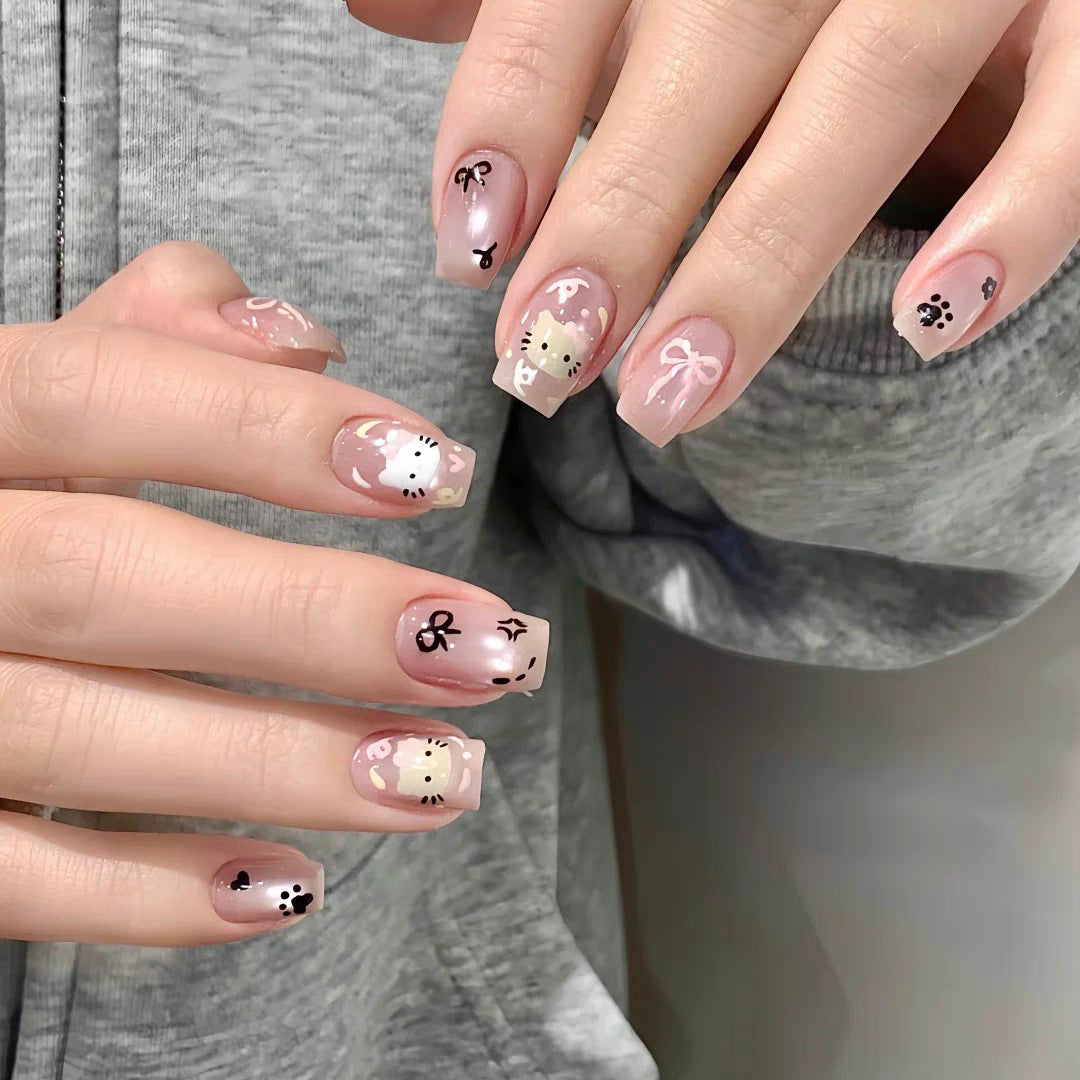 Playful Character-Themed Press-On Nail Set Bowlift