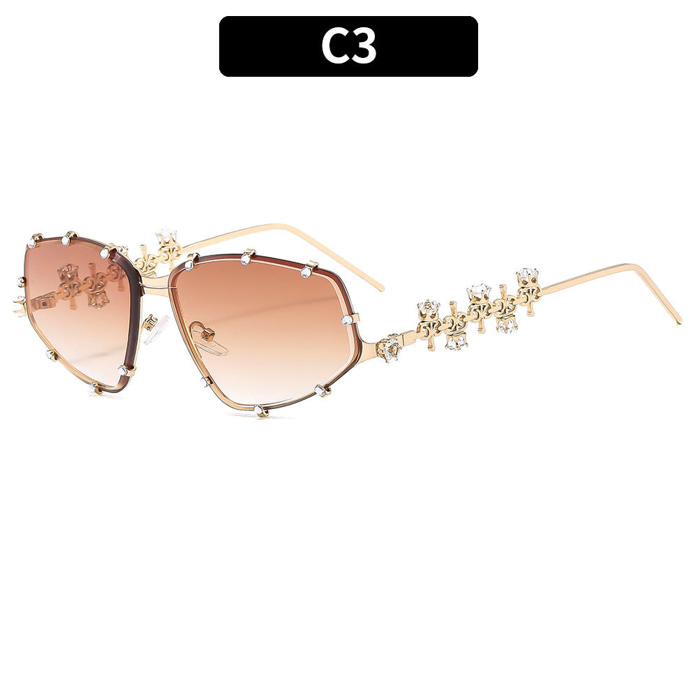 Fashionable Geometric Shield Sunglasses with Rhinestone Accents