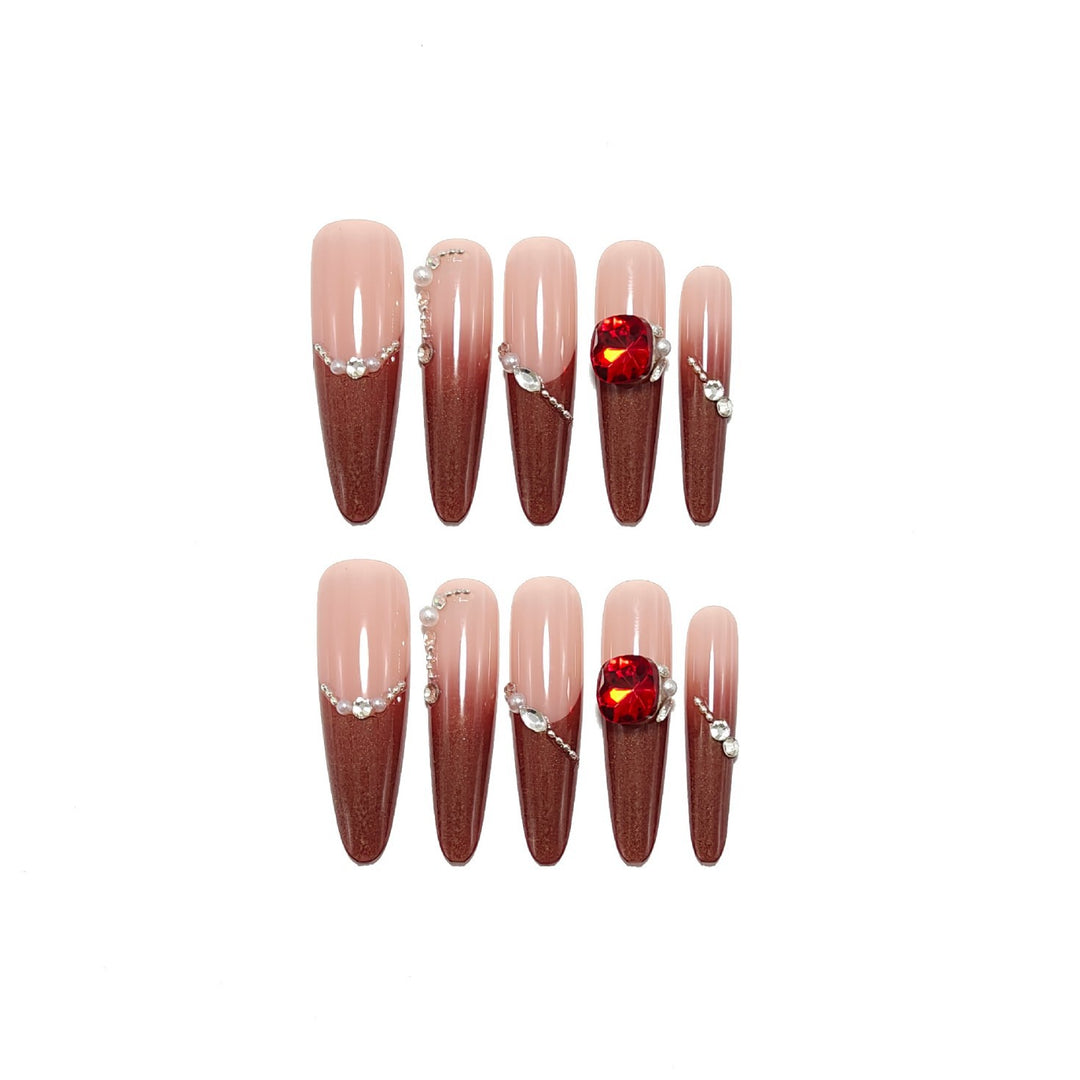 Artificial nails with glamorous rhinestone decorations Bowlift
