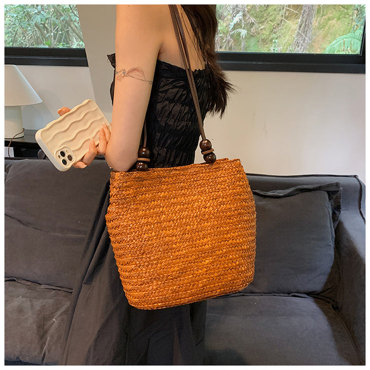 Elegant Braided Bag with Leather Details Bowlift