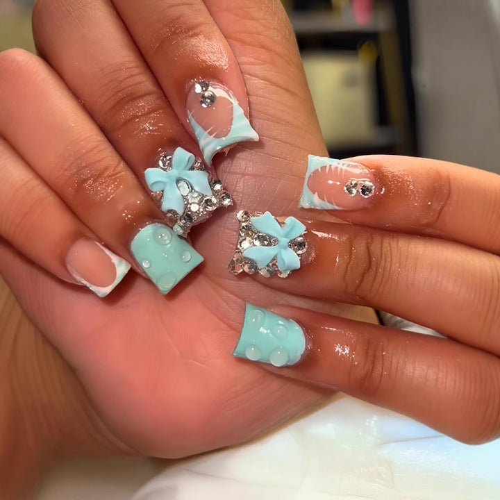 3D Bow and Rhinestone Nail Art Extensions Bowlift