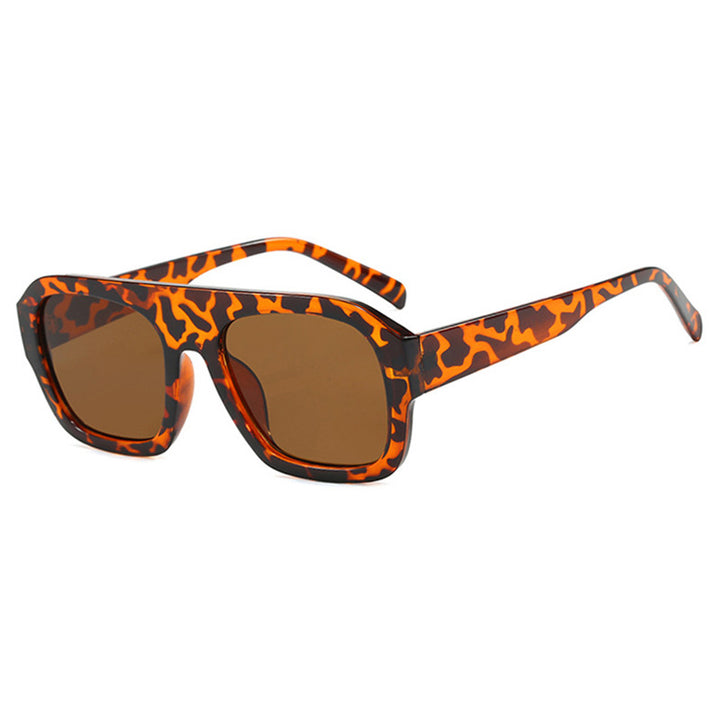 Women's fashionable sunglasses with a sturdy frame and wide lenses Bowlift