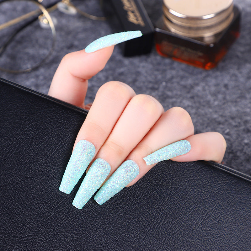 High-quality artificial nails with glitter effects Bowlift
