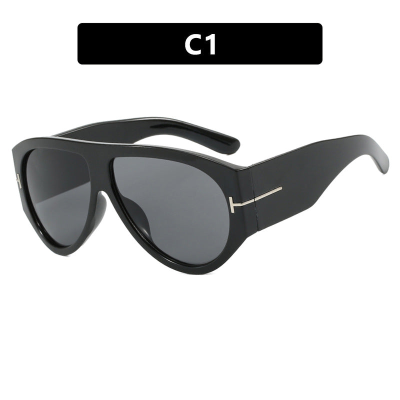 Women's fashionable oversized sunglasses in retro style Bowlift