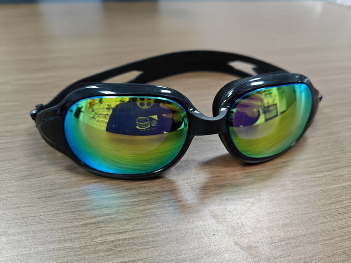 Swim goggles for clear vision and maximum comfort Bowlift