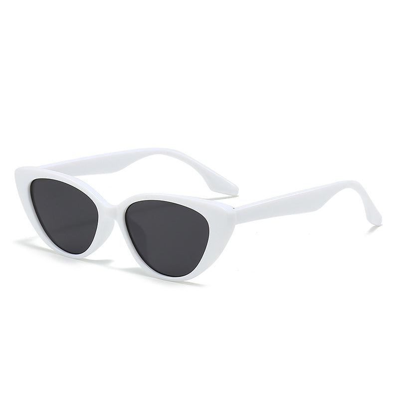 Ladies fashionable vintage cat-eye style sunglasses Bowlift