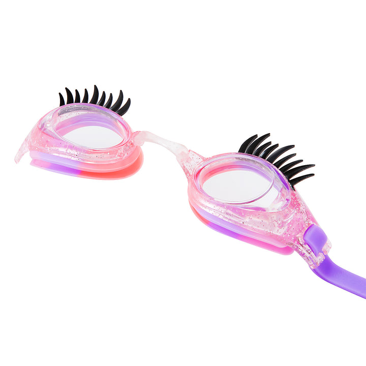 Swimming goggles with unique eyelash design Bowlift
