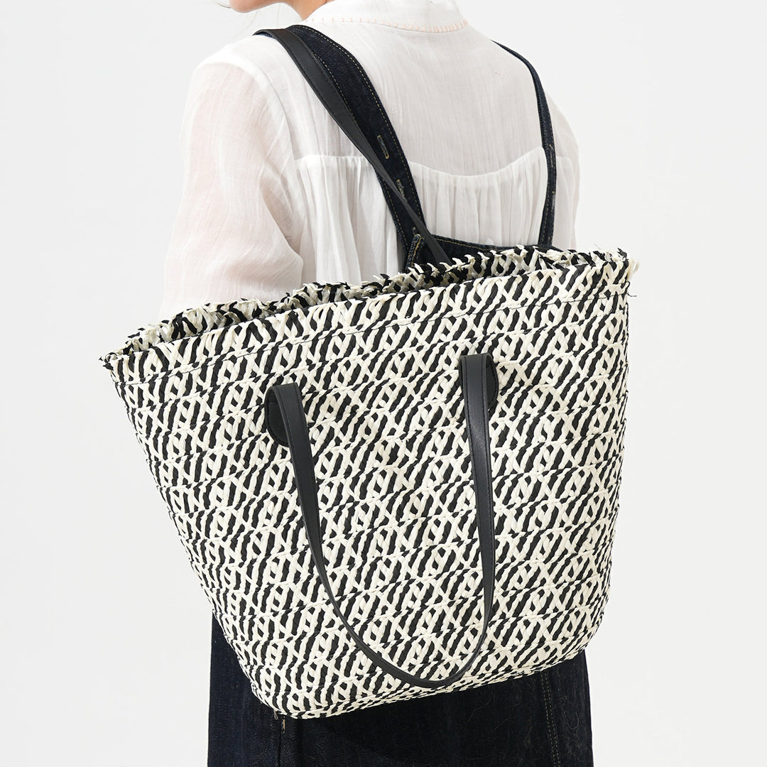 Stylish Tote Bag Made of Braided Natural Material Bowlift