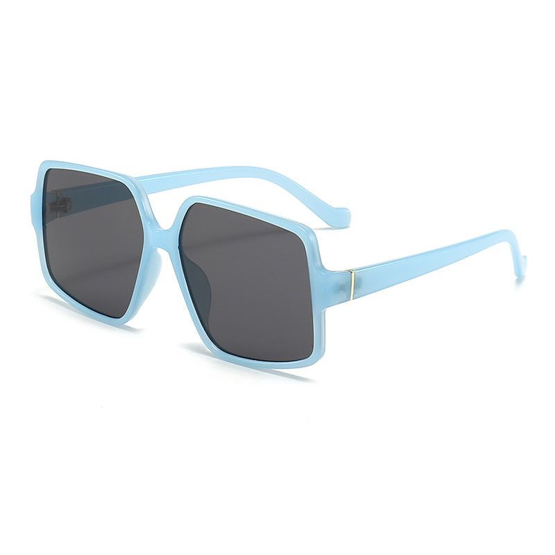 Women Stylish Sunglasses with Square Frame Bowlift
