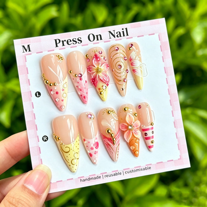 Customizable Floral Press-On Nail Art Set  1791774431