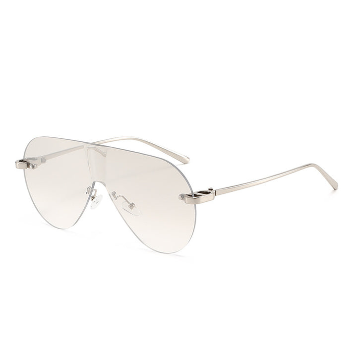 Ladies Oversized Sunglasses in Modern Aviator Style Bowlift
