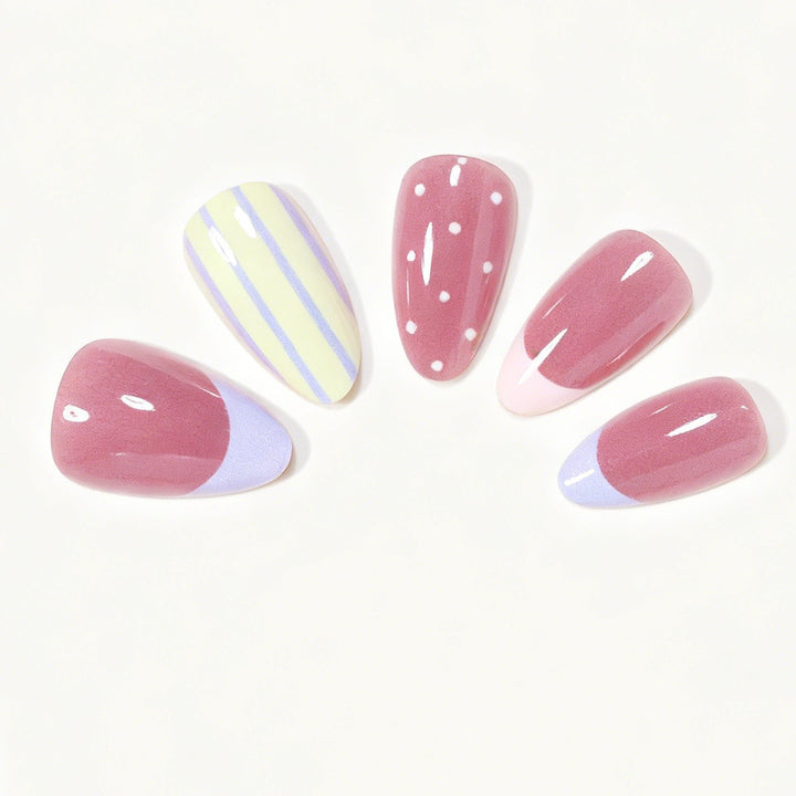 Artistic Press-On Nail Tips with Unique Patterns Bowlift