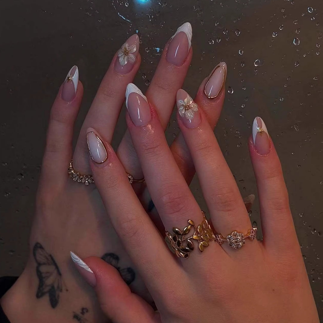 Elegant Artificial Nails with Botanical Designs Bowlift