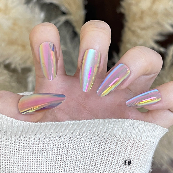 Holographic Almond-Shaped Press-On Nails Bowlift