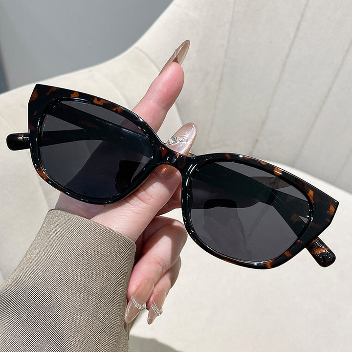 Ladies Designer Sunglasses Bowlift