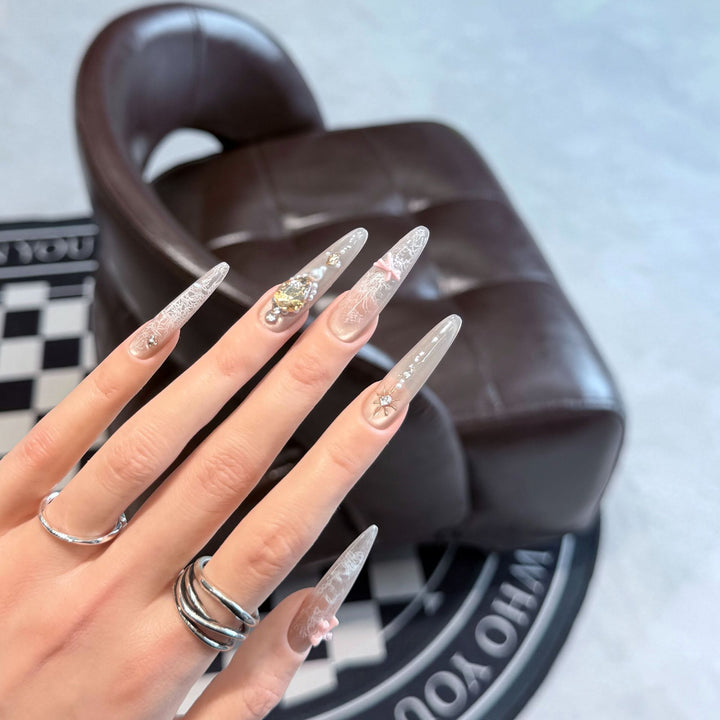 Decorative Press-On Nail Tips Bowlift