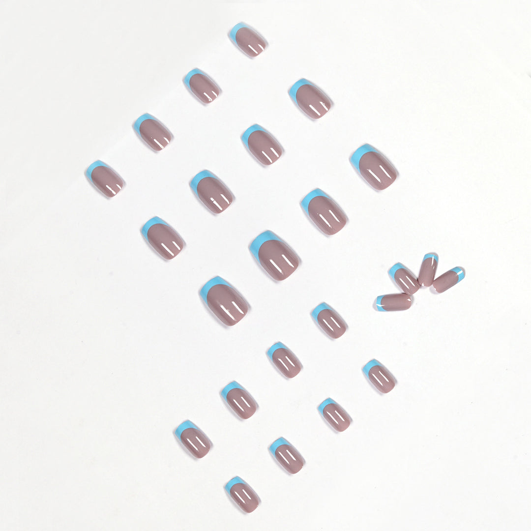 Artificial nails with creative French tip design Bowlift