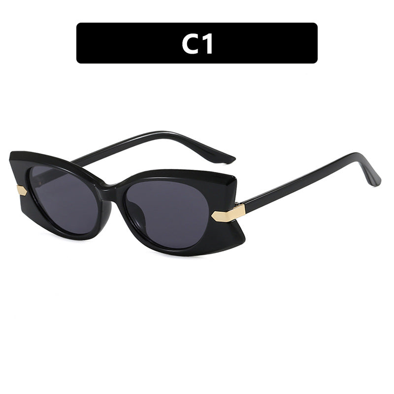 Women's Cat-Eye Sunglasses with stylish metal inserts and UV protection Bowlift