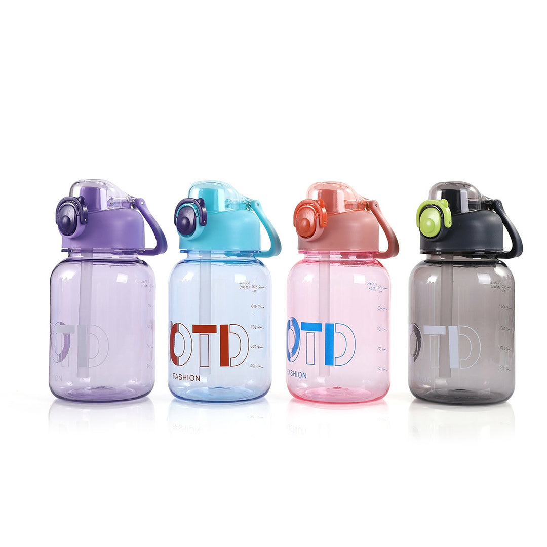 Women's transparent sports water bottle with practical Bowlift attachment