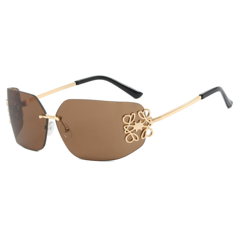 Ladies extravagantly designed sunglasses with elegant embellishments Bowlift