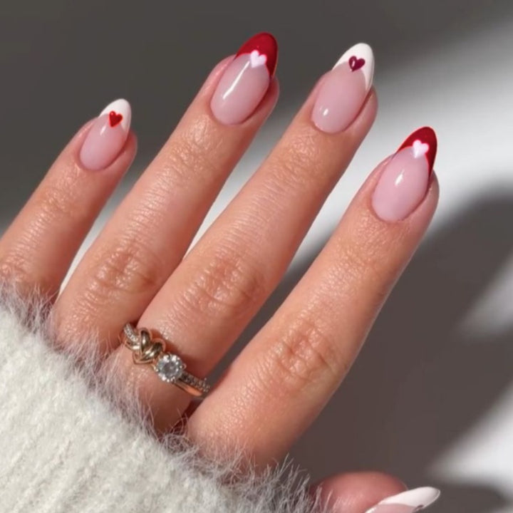 Fashionable Nail Art Bowlift