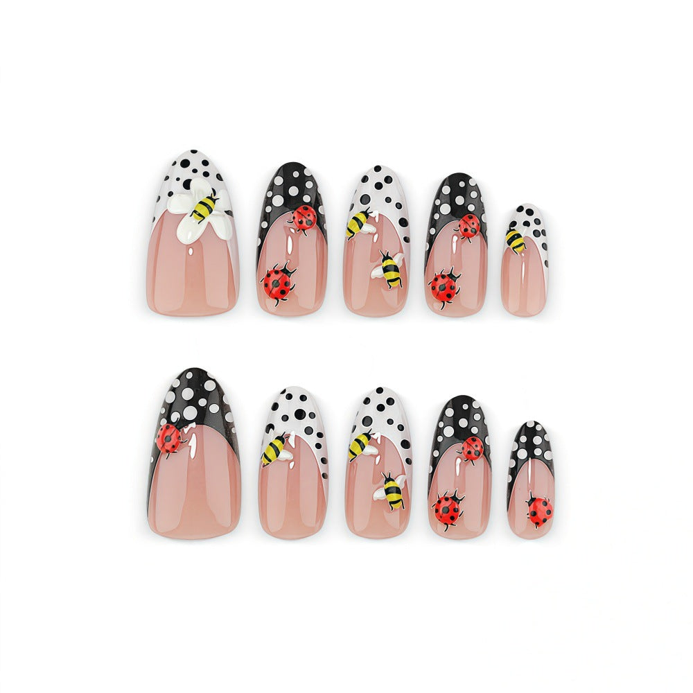 Artificial nails with cheerful animal motifs Bowlift