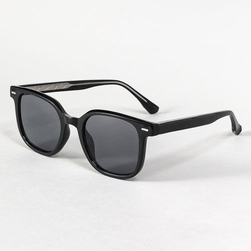 Women’s fashionable sunglasses with distinctive rectangular frame and UV protection Bowlift