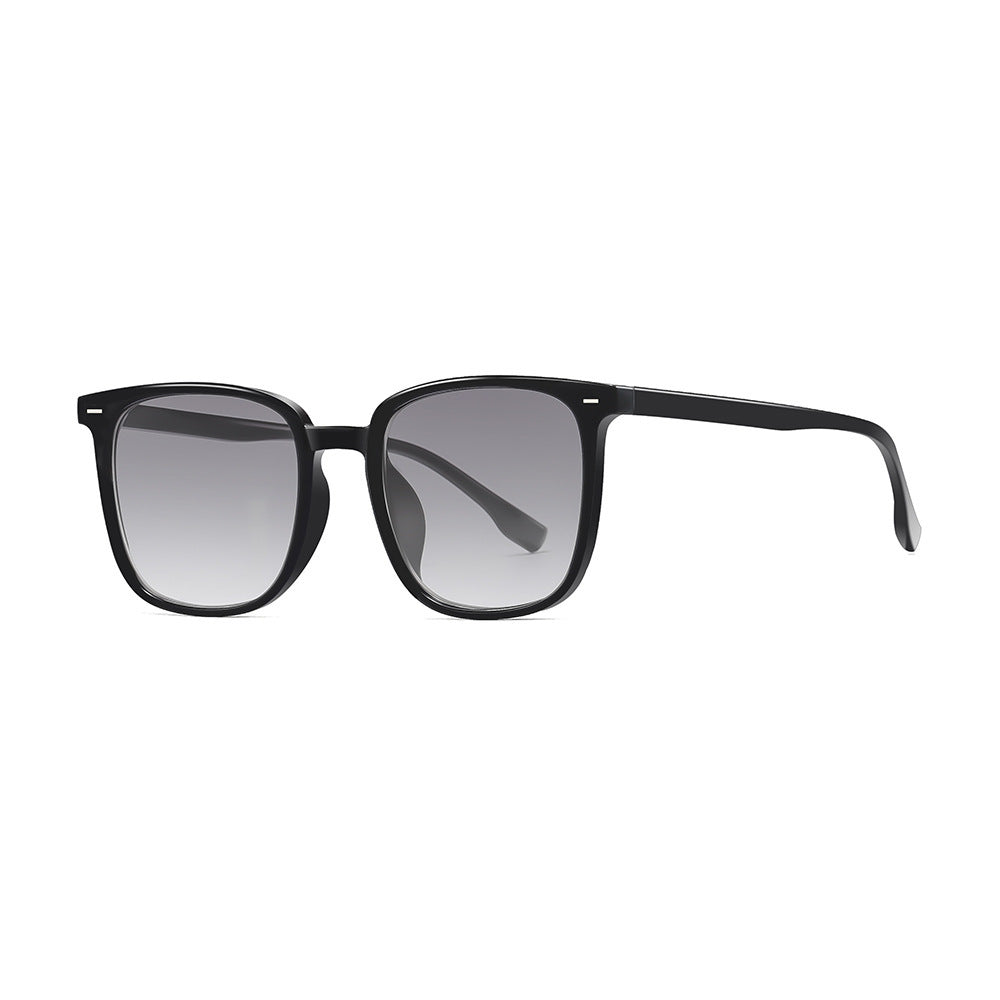 Women's sunglasses in a modern square style with special UV protection lenses Bowlift