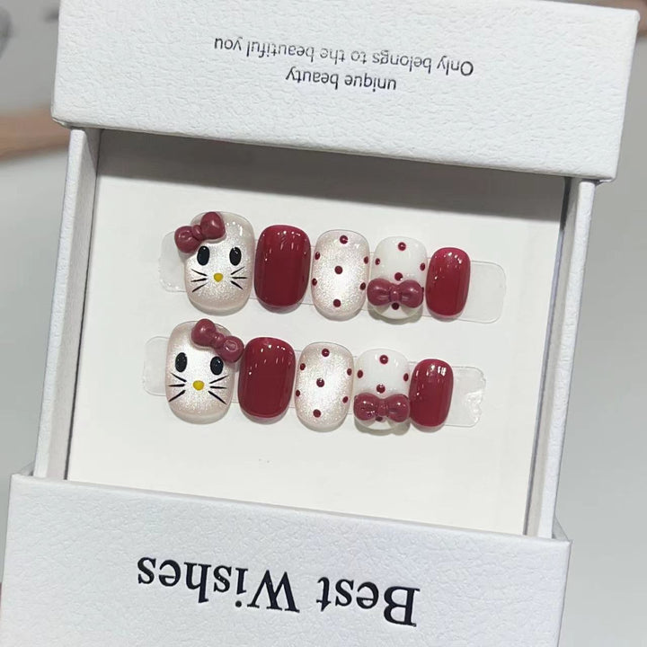 Artistic Press-On Nail Set with Elegant Floral Design Bowlift