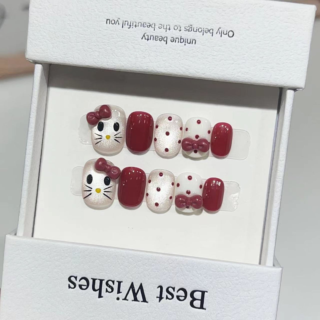 Premium Press-On Nail Art Set with Elegant Heart & Leaf Design Bowlift