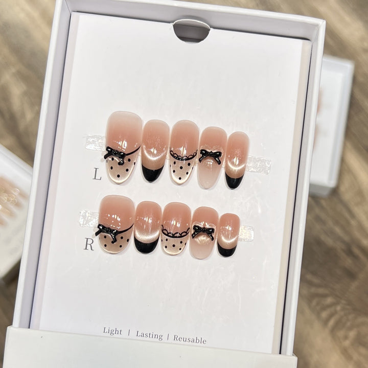 Elegant Reusable Press-On Nail Art Set with Charming Bow Accents Bowlift