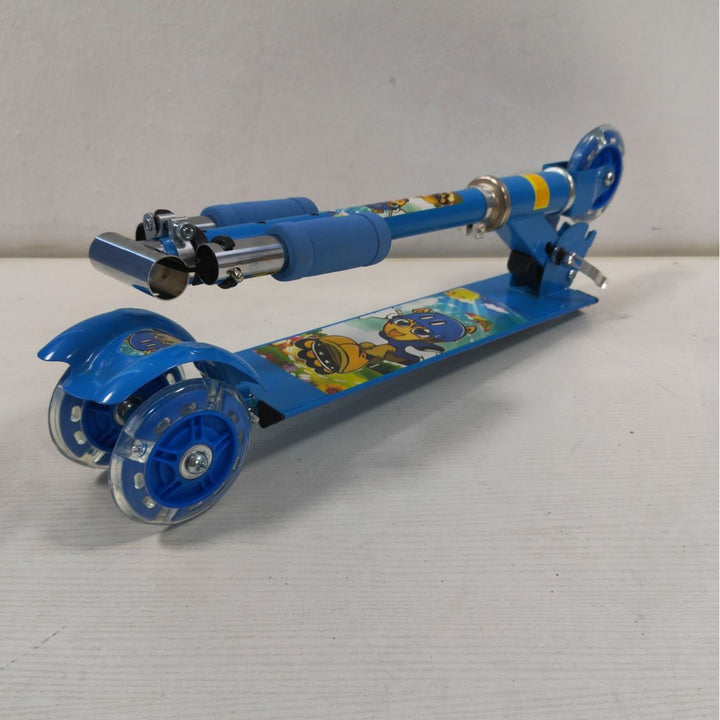 Miniature Design Kick Scooter Bowlift