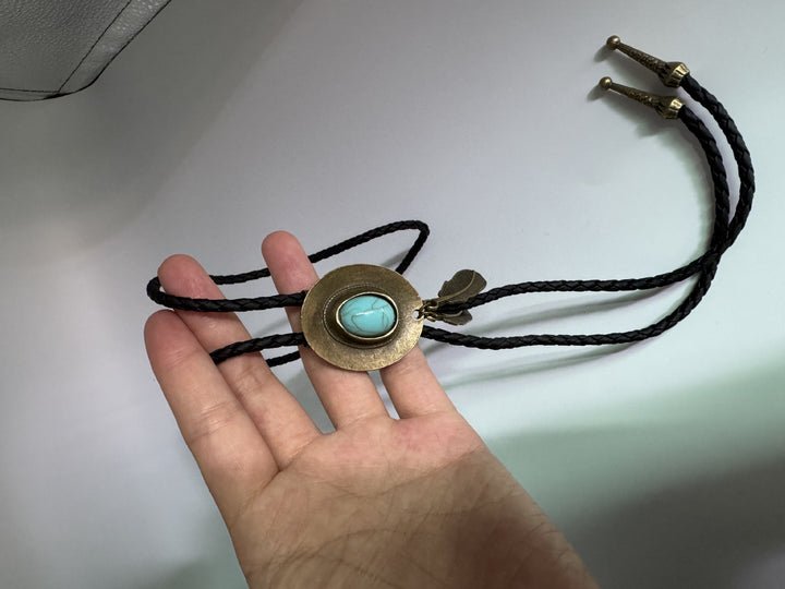 Western-Style Bolo Tie Bowlift
