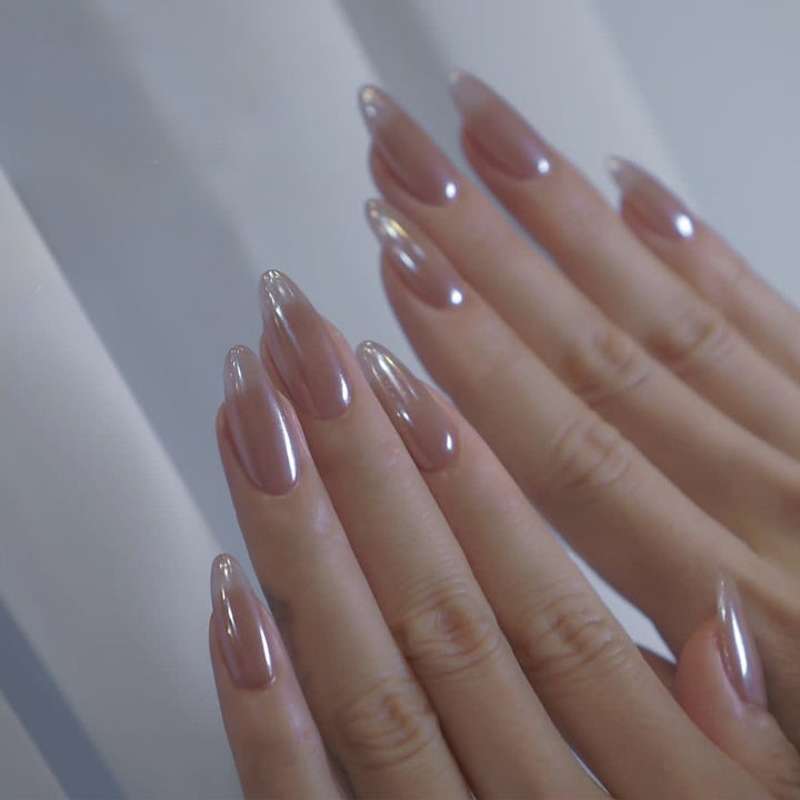 Stylish artificial nail set with glittering ombre effect Bowlift
