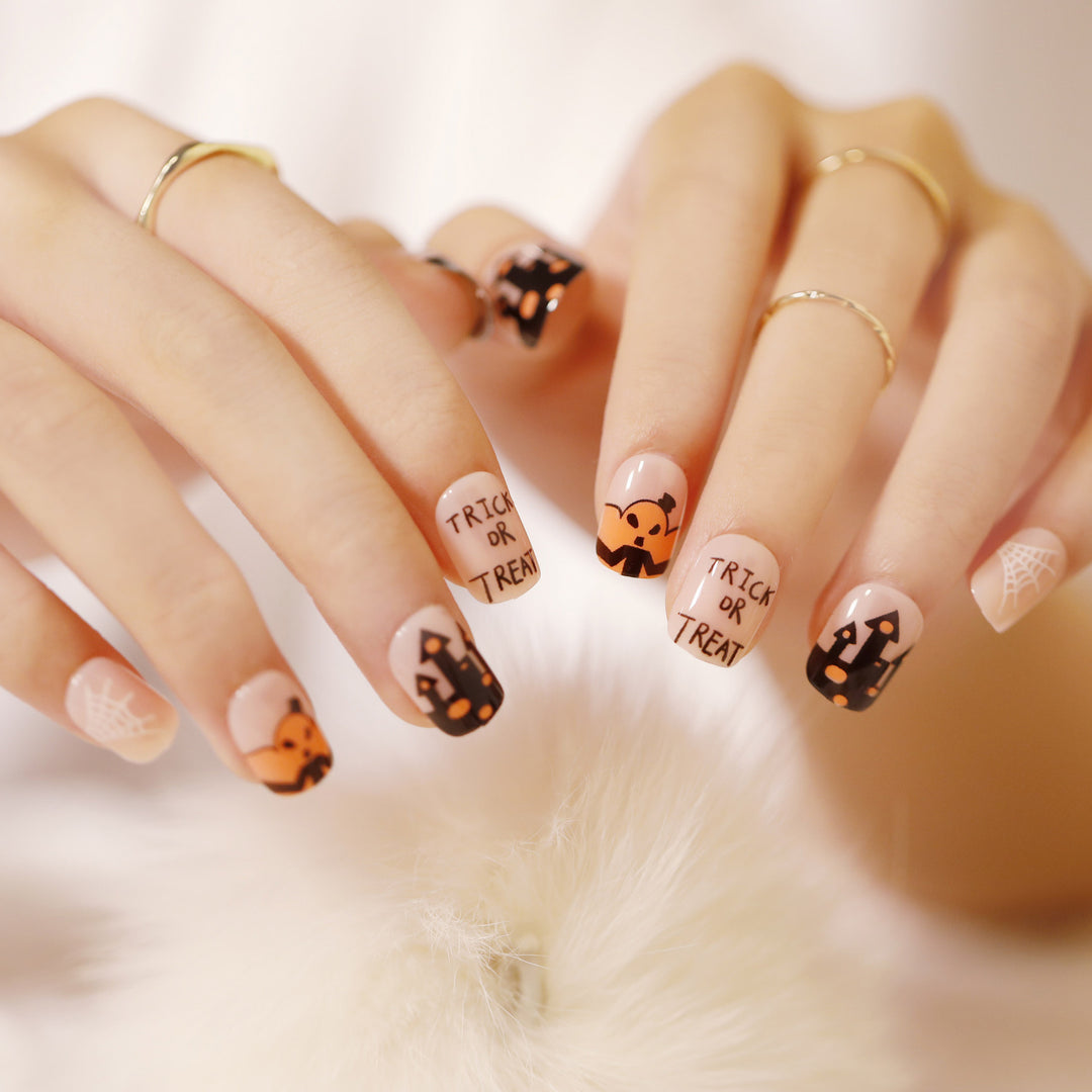 Creative Halloween Nail Art Bowlift