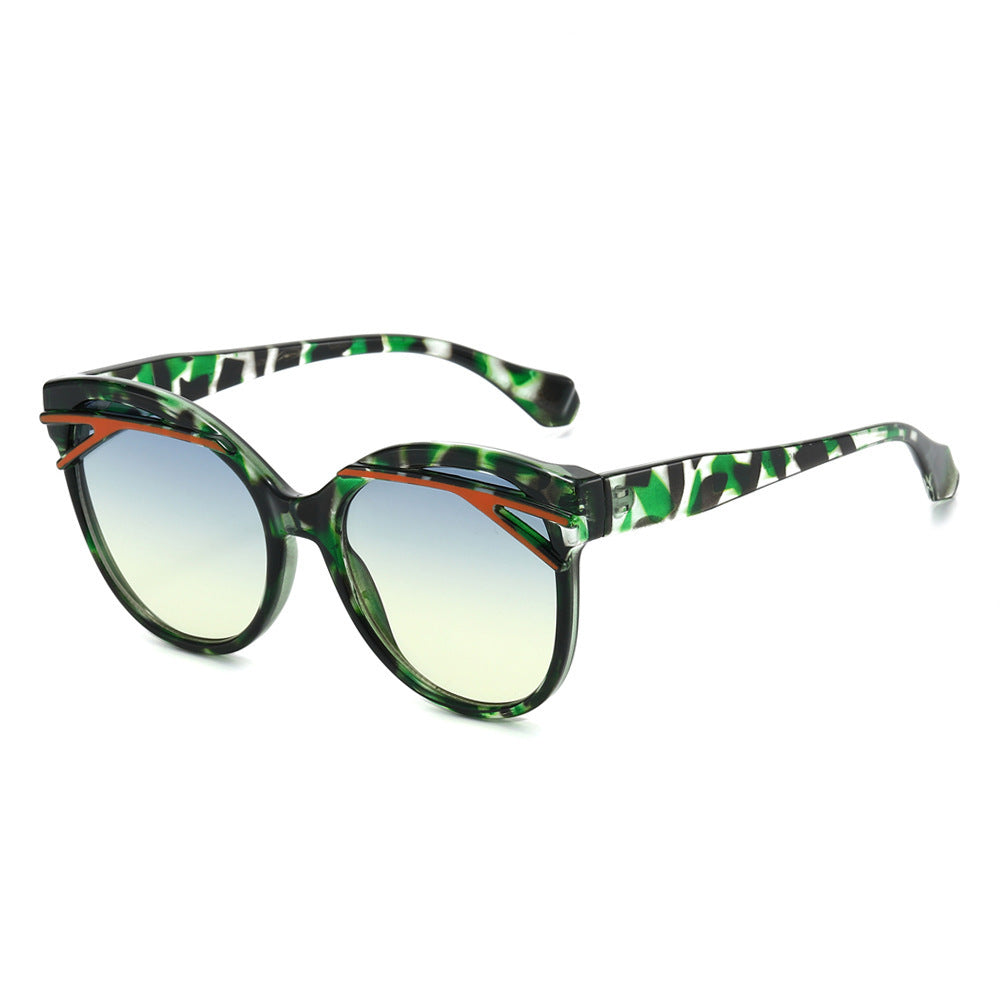 Chic Cat-Eye Sunglasses Bowlift