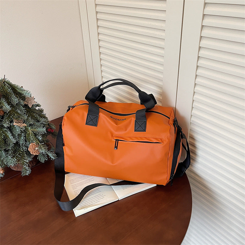 Sporty Duffel Bag with Additional Compartments Bowlift