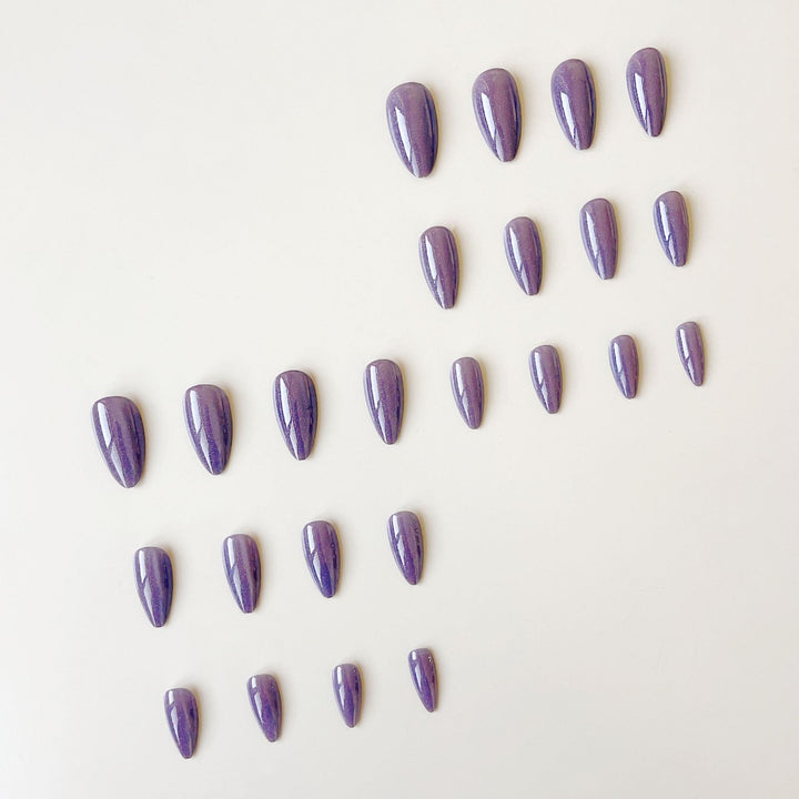 Nail extension set with shimmering and elegant tips Bowlift