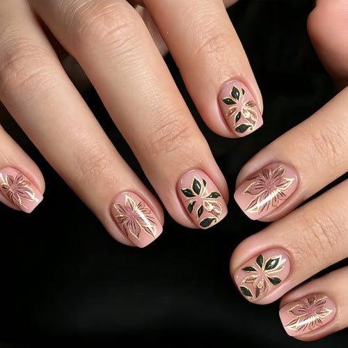 Artificial nails with romantic floral design Bowlift