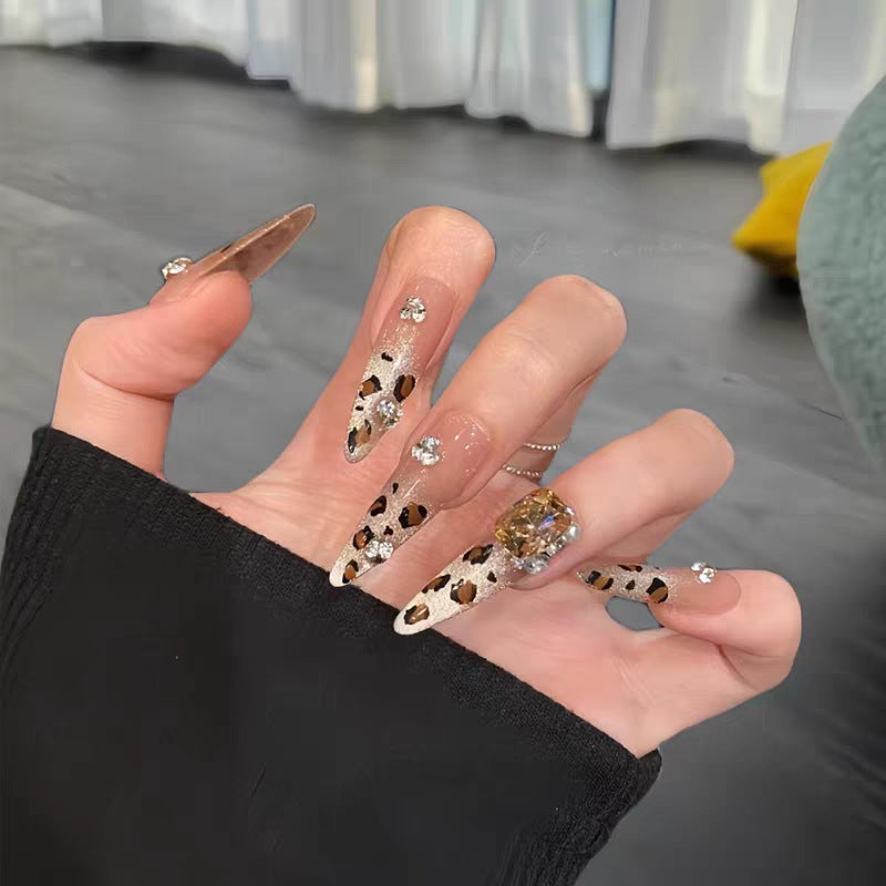 Glamorous Leopard Pattern Press-On Nail Set Bowlift