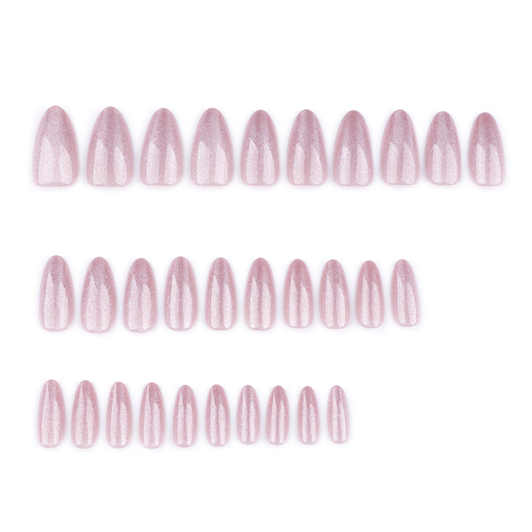 Elegant and glamorous nail art Bowlift