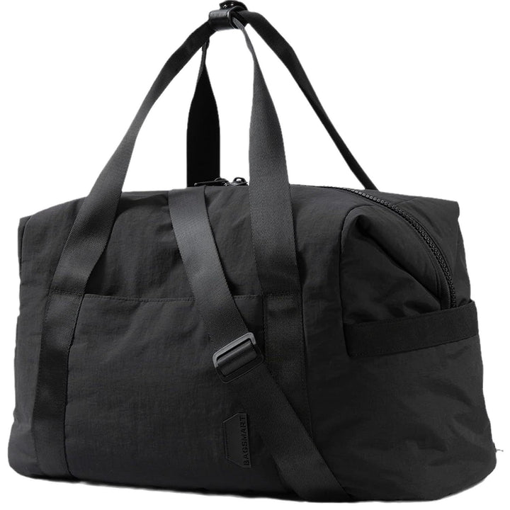 Sporty and Functional Travel Bag Bowlift