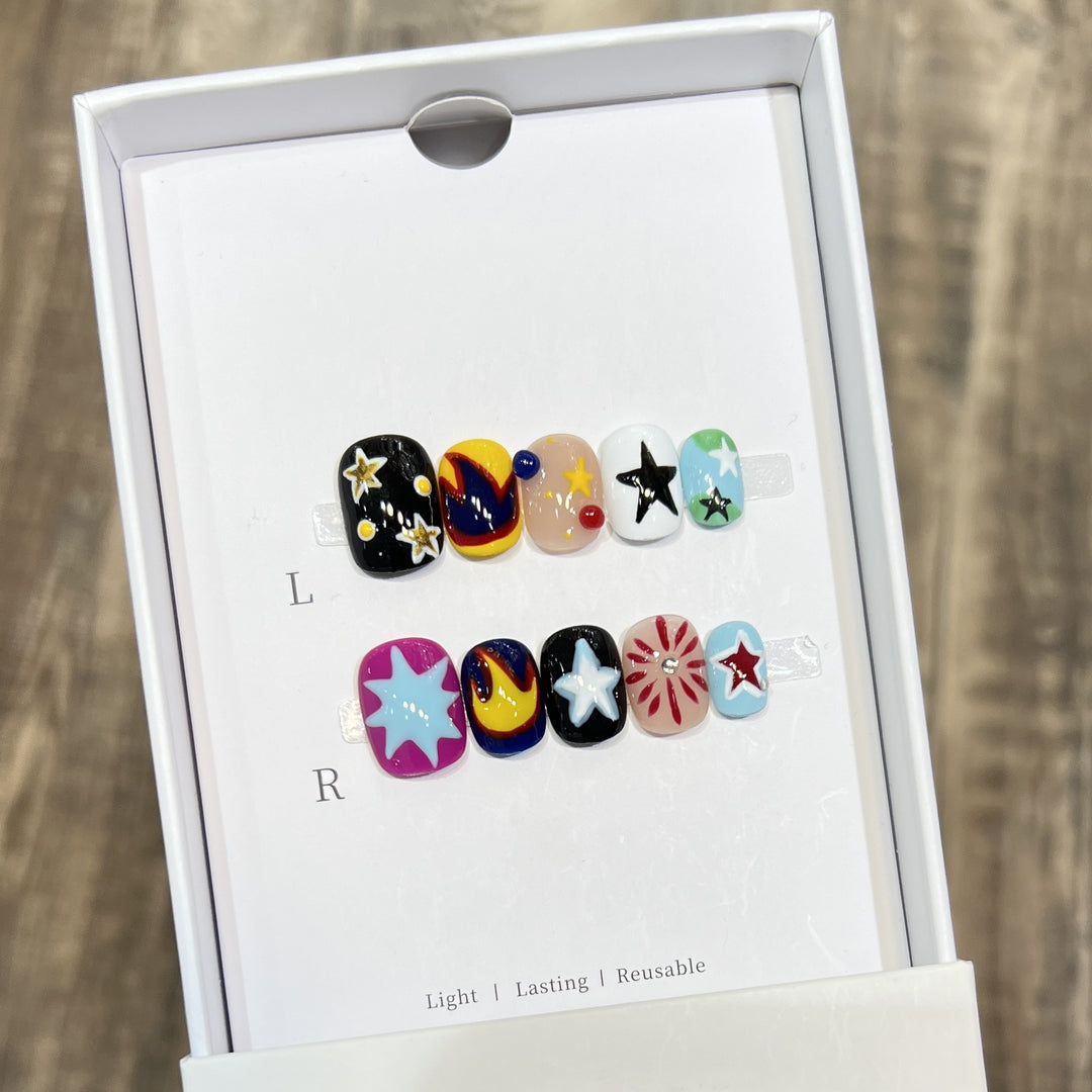 Cosmic-Themed Press-On Nail Art Set Bowlift