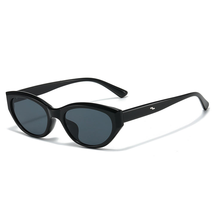 Chic Cat-Eye Sunglasses with Stylish Frame Details Bowlift