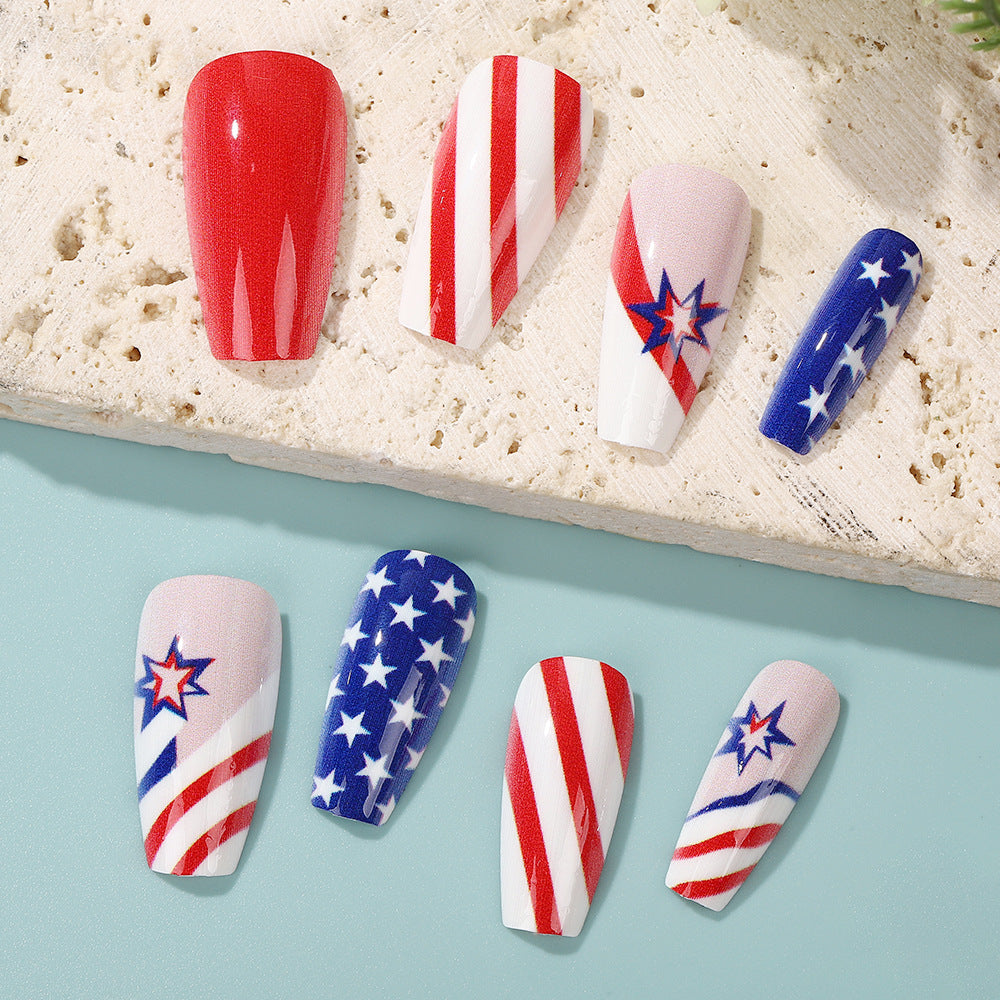 Artful nail tips in patriotic design Bowlift