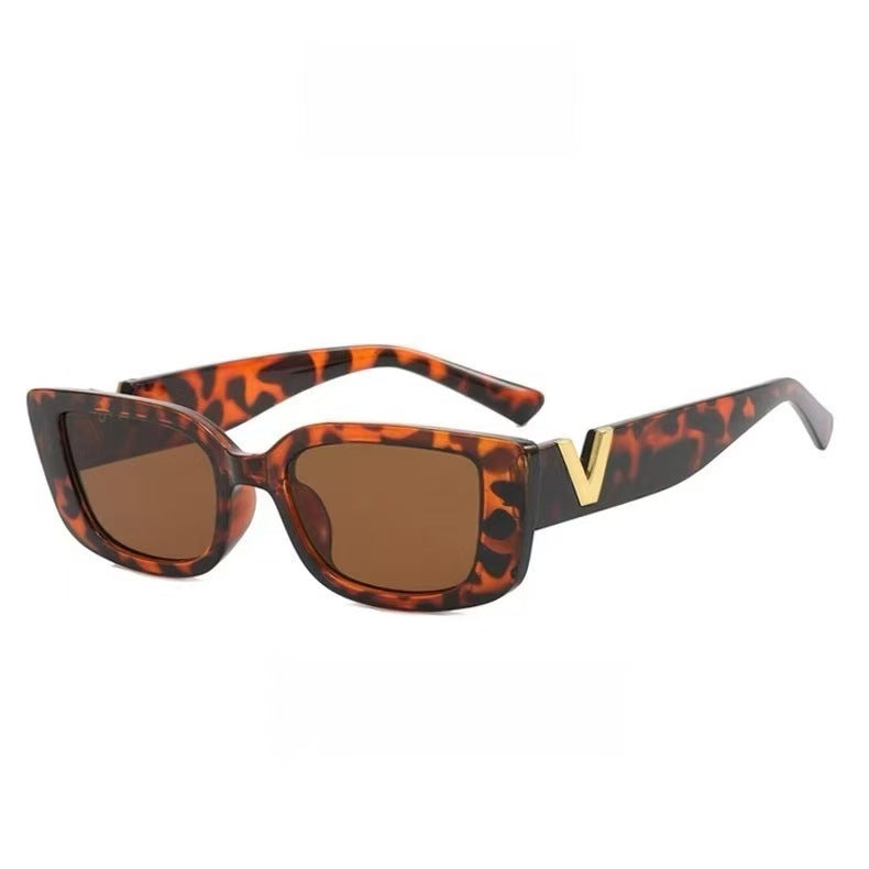 Vintage Cat Eye Sunglasses Bowlift